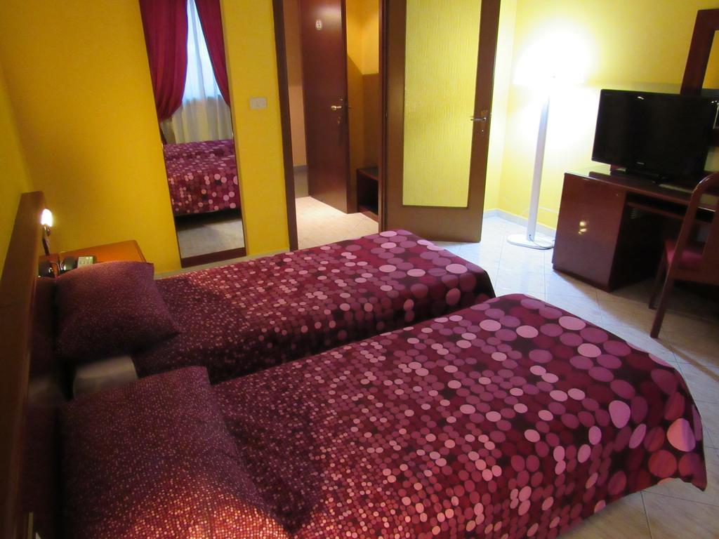 Hotel Elite San Mauro Torinese Værelse billede